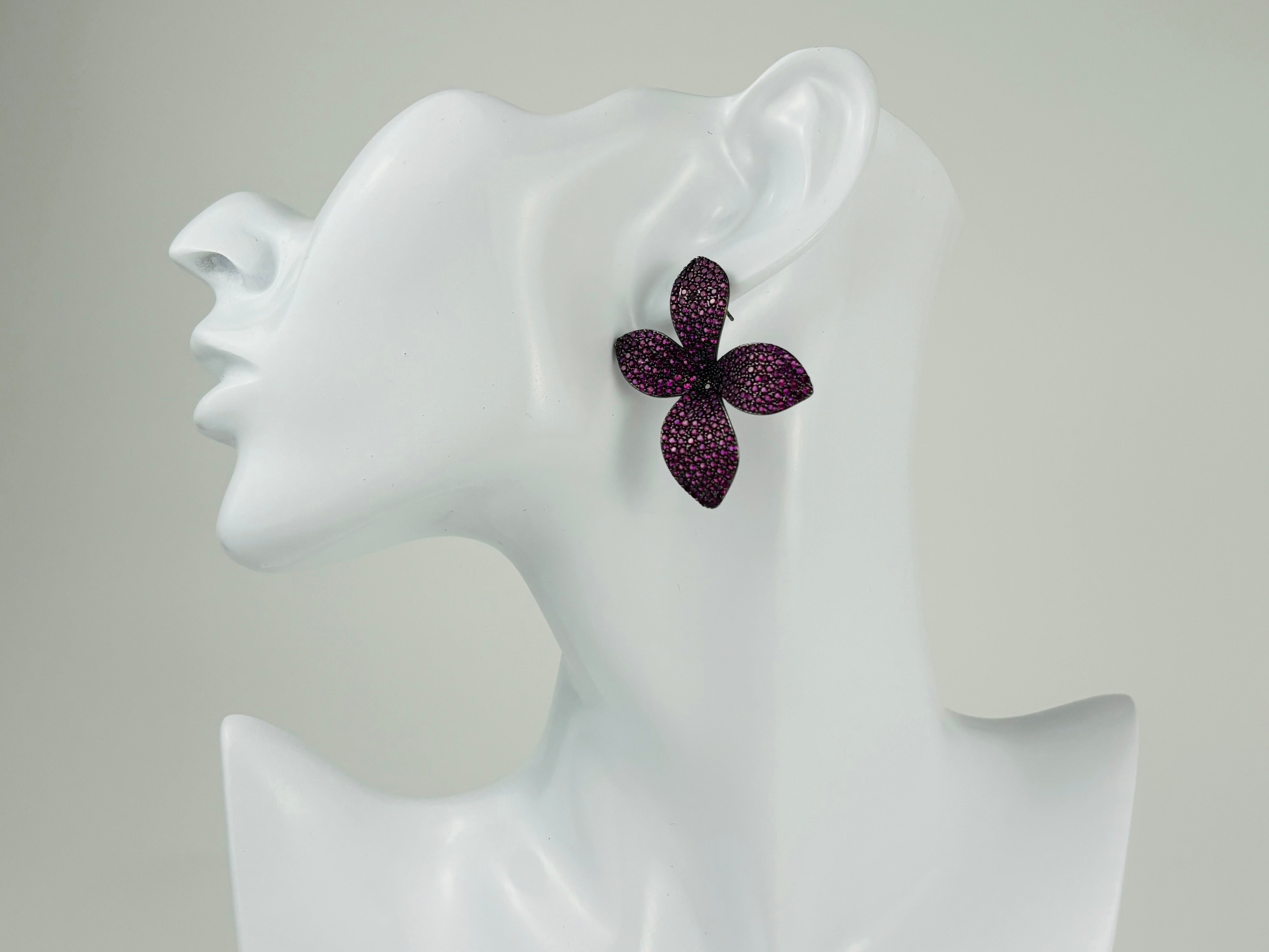 Amira Vintage Leaf Earrings - Thevipwomen